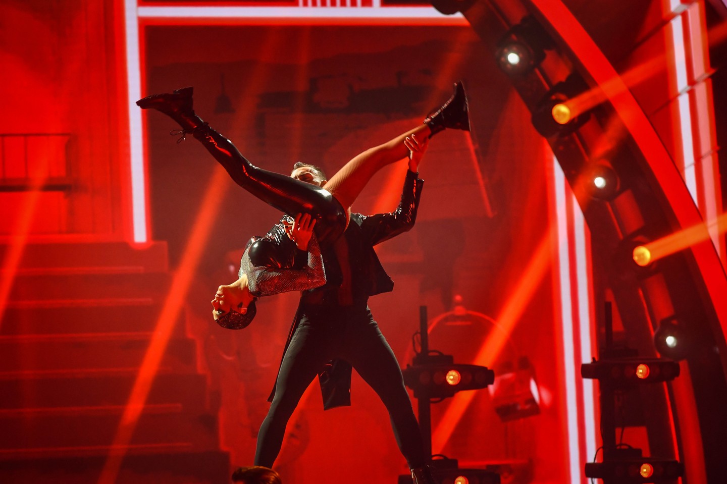 Nem csoda, hogy simán bevállalják a látványos emeléseket, hiszen maximálisan megbíznak egymásban. 