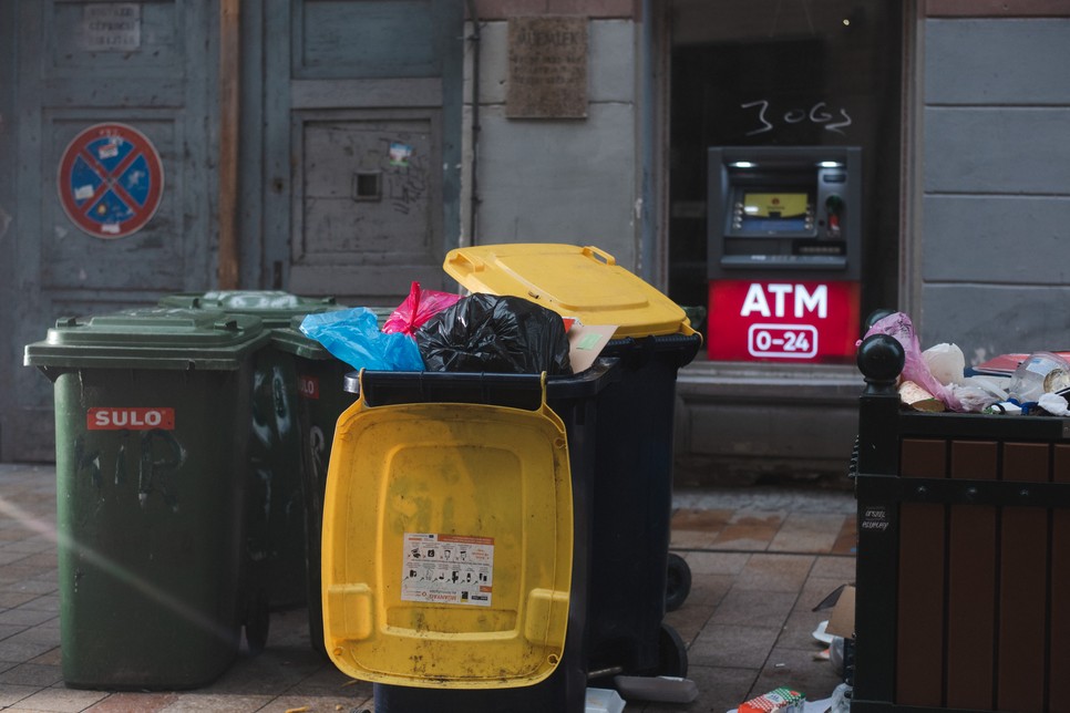 Eljött az idő, amikor a szemetünk kiszervezését valaki másra bízzuk az új rendszer által