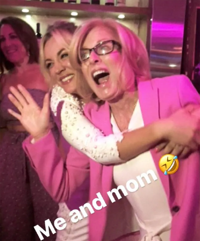 Kaley Cuoco lánybúcsúja