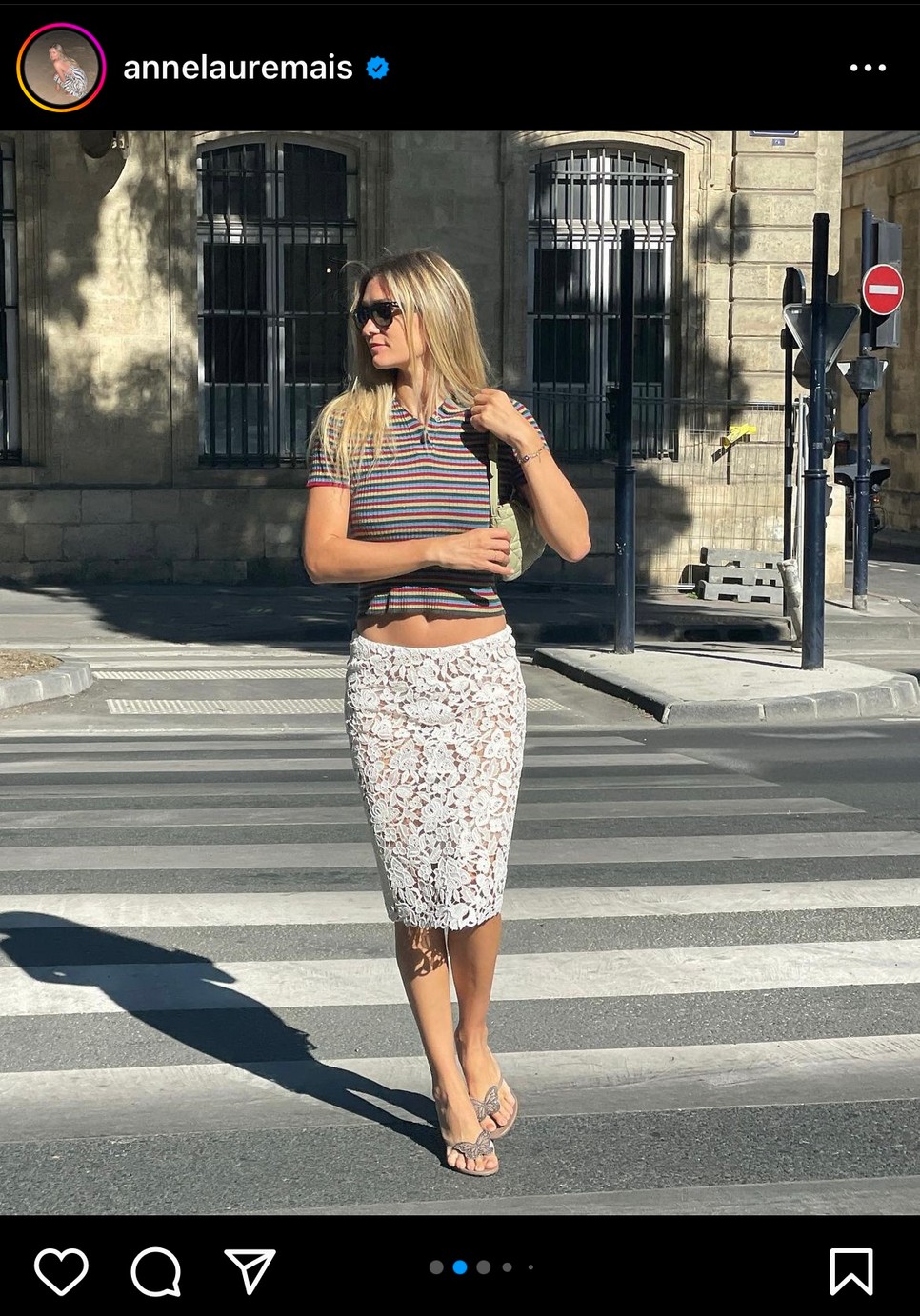 A Baby Tee csipőfazonnal dukál igazán.