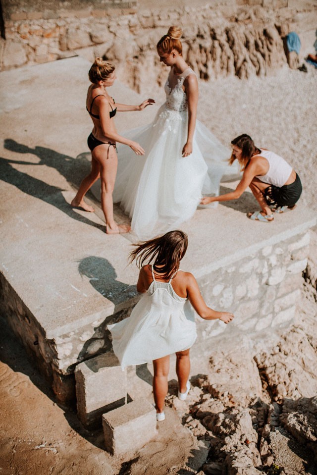 sármán nóra, fotózás, esküvői ruha, magyar divattervező, magyar esküvői ruha, garamvölgyi flóra, bresc, horvátország