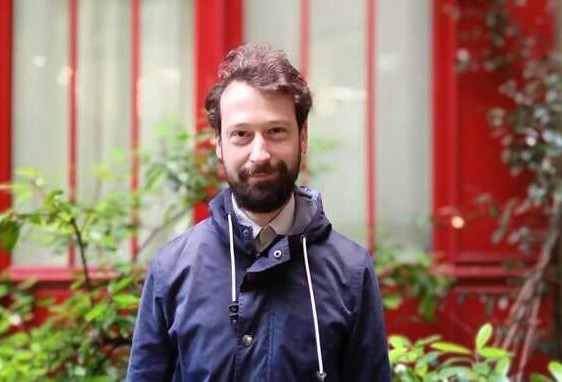 Mészáros Zsolt a Petőfi Irodalmi Múzeum Szépvilág című kiállításának kurátora