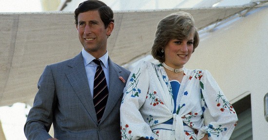 7 gyönyörű, de hazug fotó Diana hercegné és Károly herceg szerelméről, amivel az egész világot félrevezették 