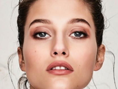 A klasszikustól az extravagánsig - a Futureal ruháit minden korosztály bátran viselheti