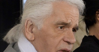 Ilyen Lagerfeld az ikonikus szemüveg nélkül