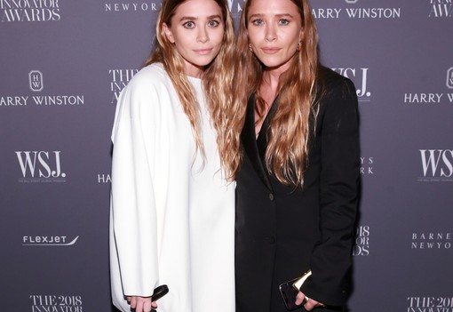 Szigorú szabályokat kell betartani Mary-Kate és Ashley Olsen divatbemutatóin - igen, még a világsztároknak is kötelező