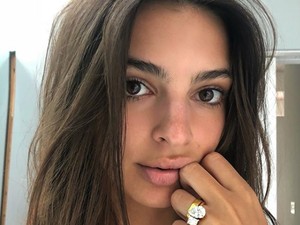 Emily Ratajkowskinak olyan jól áll ez a rövid haj, hogy azonnal rohanunk a fodrászhoz