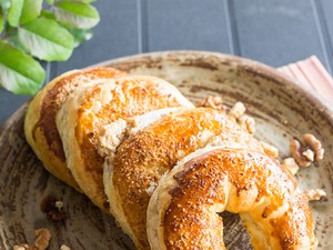 Reggelire, délután, de vacsorára is tökéletes: diós kifli