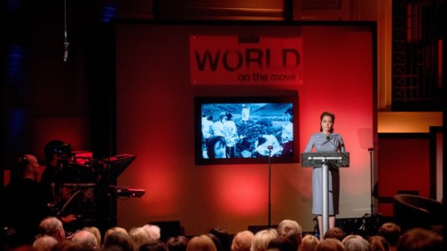 ˝Aggasztó, ami történik˝ - Angelina Jolie a menekültválságról tartott előadást