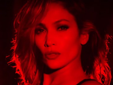 Kitalálod mijét mutogatja Jennifer Lopez őrülten szexi klipjében?