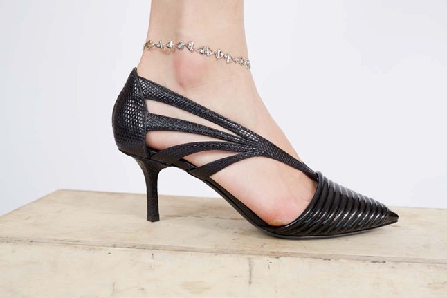 Hölgyek a fürdőszobából. A Louis Vuitton a természetességet ünnepli