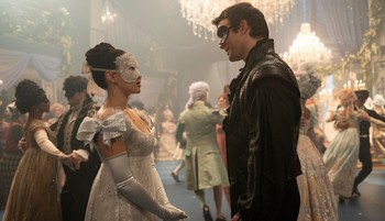 A Bridgerton 4. évadának első fele varázslatos, csak épp az igaz szerelmet hagyták ki belőle