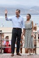 Letícia spanyol királyné Gran Canaria szigetén tett látogatást, miközben egy mindössze 26 dolláros, vagyis alig több mint 8 ezer Ft-os ruhában tündökölt. 