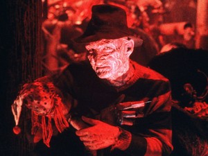 Zseniális, de hátborzongató: a Nike Freddy Krueger cipőt dobott piacra