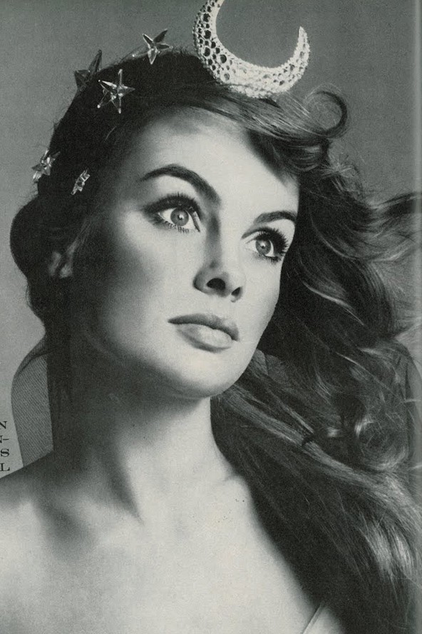 David Bailey mellett Richard Avedon is múzsájának tartotta.