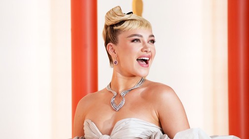 7 pikáns pillanat, amikor Florence Pugh meztelenruhában tündökölt, és csak úgy áradt belőle a felszabadultság