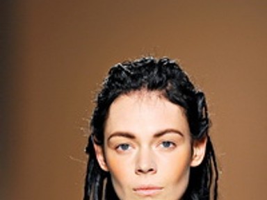 Rajzák Kinga újra Prada show-n!