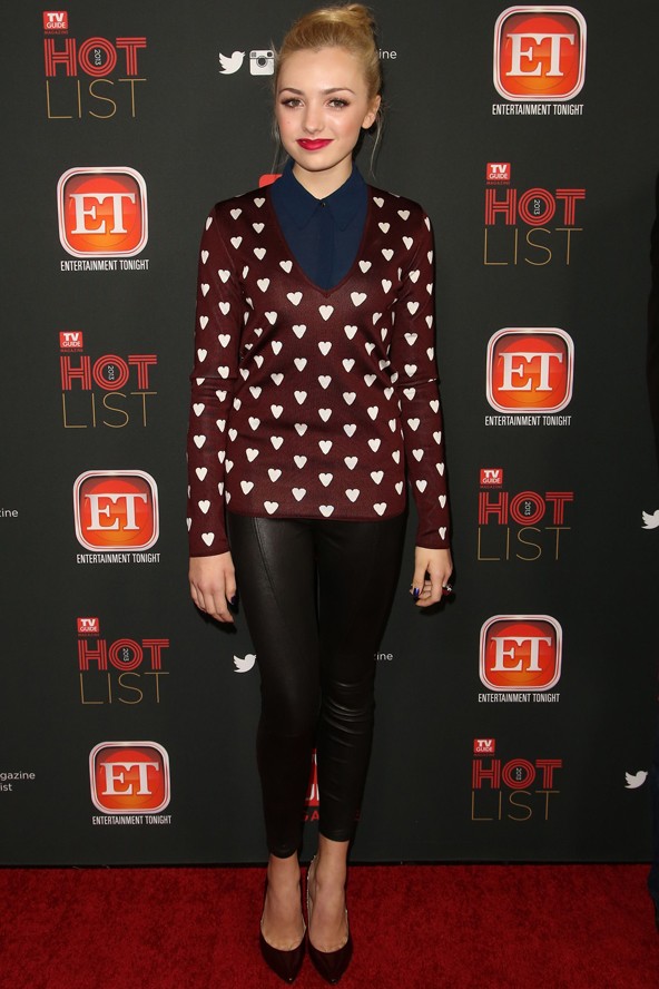 A szívecskék minden lánynak jól állnak.