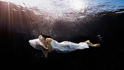 Mit jelent, ha arról álmodsz, hogy valaki meghal?