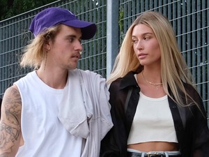 Instagram vs. valóság: Hailey Baldwin közel sem olyan izmos, mint a képein