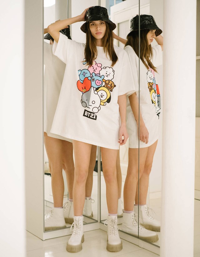 Hailey Bieber tudja miben kell dübörögni ezen a nyáron: Ugorj bele te is egy pólóruhába