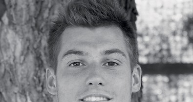 Midene a víz - Decker Attila