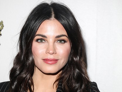 Hoppá: 6 hónappal a válás után várandós Jenna Dewan
