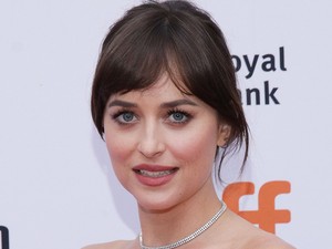 Dakota Johnson egy álom ebben a ruhában