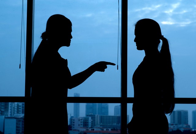 4 jel, hogy toxikus családból származol