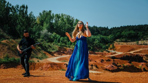 Klippremier: Elpusztul a Föld az Am!Li új videójában