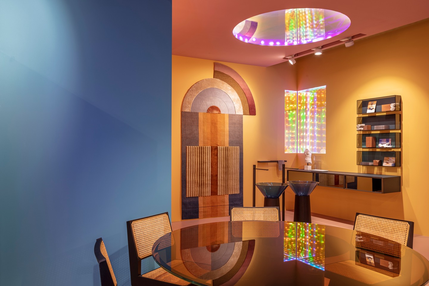 A SALON BUDAPEST designkiállításon a legjobb lakberendezők, stylistok próbálnak levenni a lábadról!