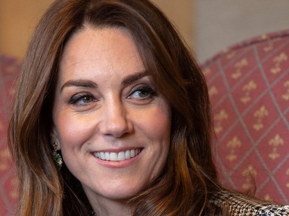 Kate Middleton szuper Zara ruháját mindössze 6000 Ft-ért lehet megvásárolni