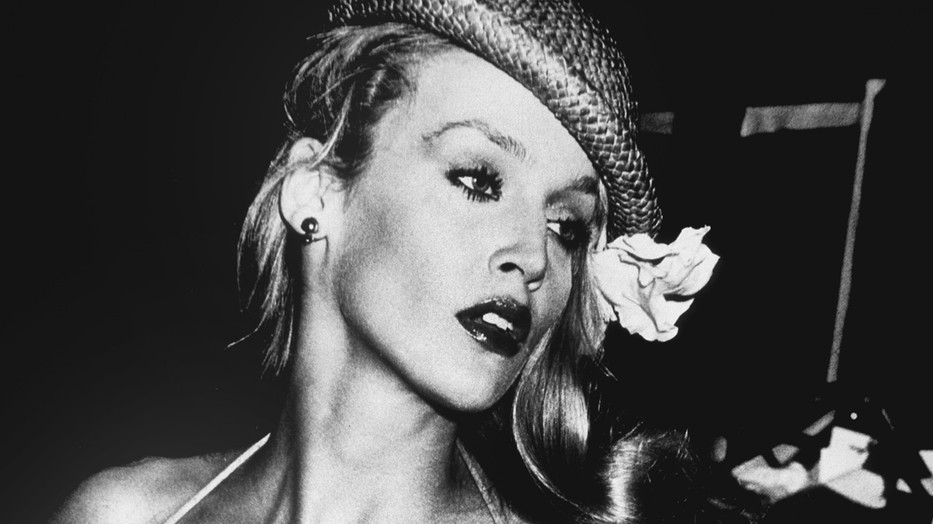  Jerry Hall a klasszikus modell megtestesítője