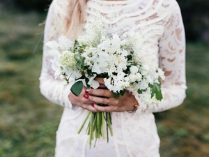 Menyasszonyi ruha használtan? 3 tipp a fenntartható esküvőhöz