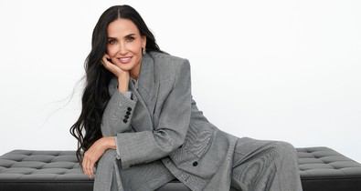 „Minden életszakaszban megérdemeljük a ragyogást” - Demi Moore fontos üzenettel csatlakozott a Lancôme csapatához