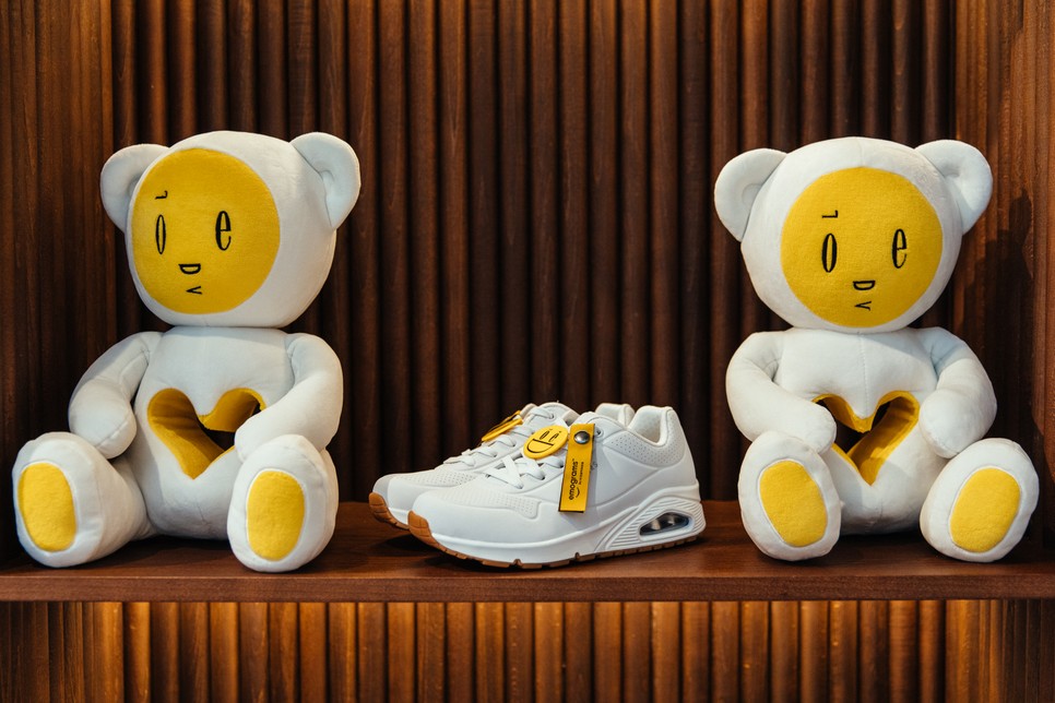 A Skechers Uno most a kortárs művészet vászna