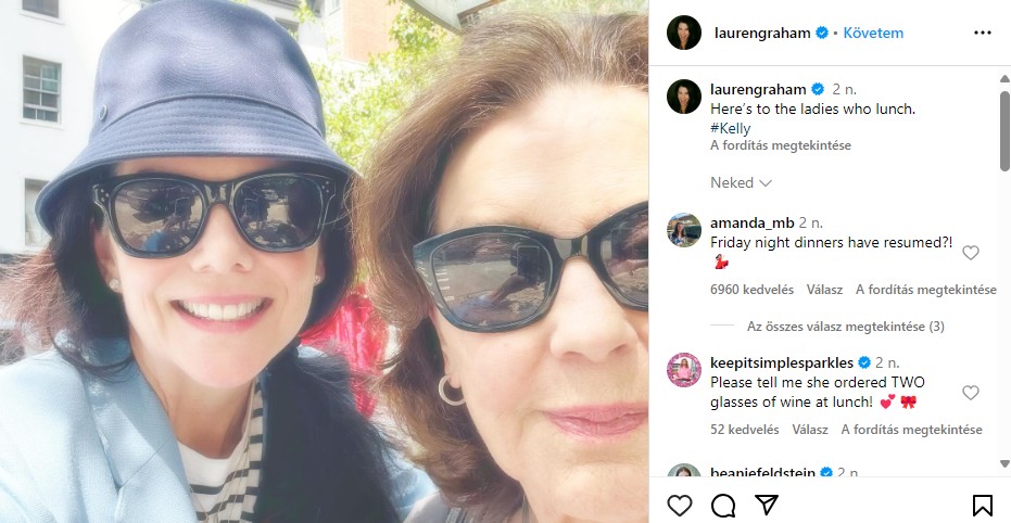 Lauren Graham és Kelly Bishop, azaz Lorelai és Emily Gilmore a Szívek szállodája című sorozatból