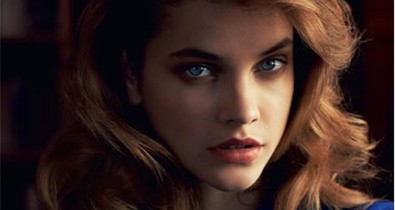 Palvin Barbi a német Vogue előkelő divatanyagában