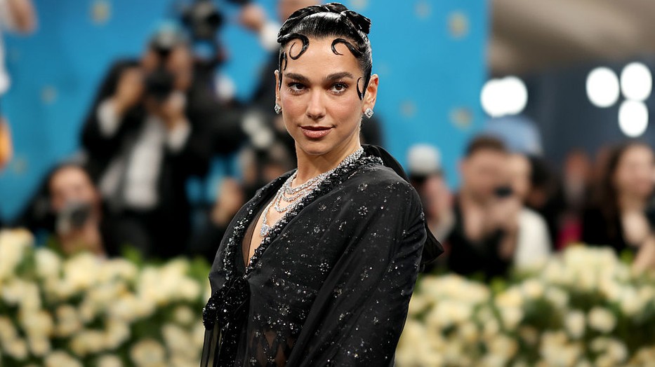 Dua Lipa bikinis fotójából csak úgy árad a felszabadultság