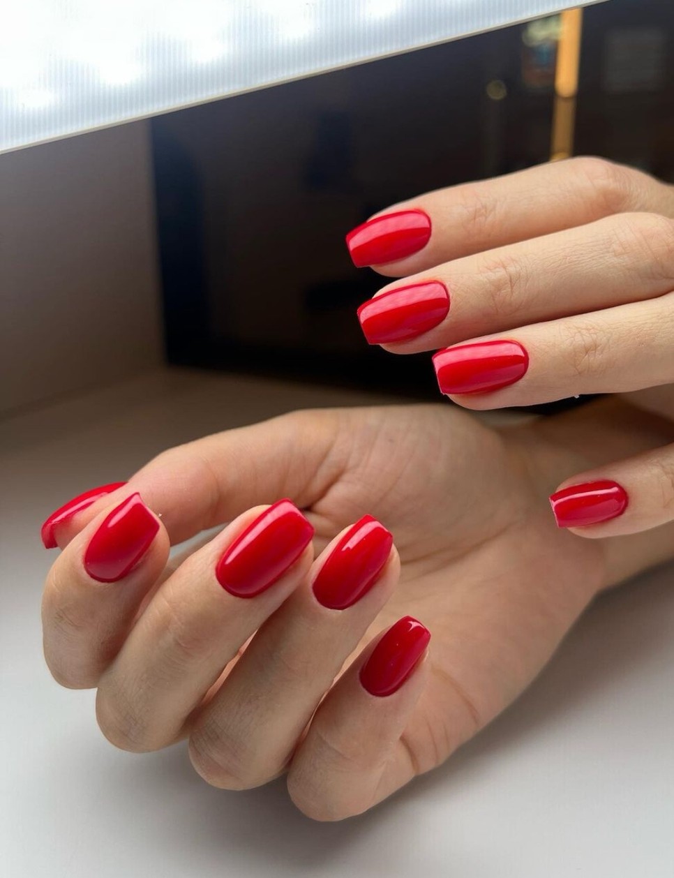 Varga Klaudia, kézápoló és nail stylist munkája 