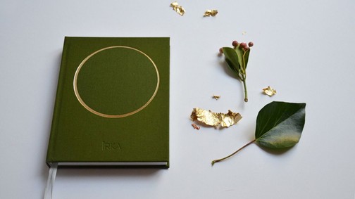 Hogy lehet egy határidőnapló művészeti produktum? A DOT for You megalkotója elárulta