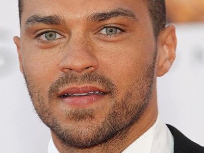 A Grace klinika szexi sztárja egyre rosszabbul néz ki! Mi történik vele? 