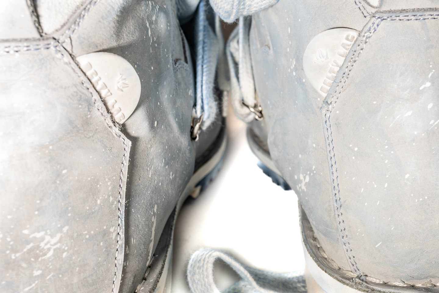 Trunk Tamás a The Beginning csizma minden egyes részletéről tud beszélni, a tervezési folyamat egyfajta koncepciókészítést is jelent a számára