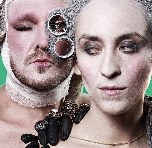 Lakatos Márk és Bocskor Bíborka vizuális őrületet produkálnak a Trafó színpadán