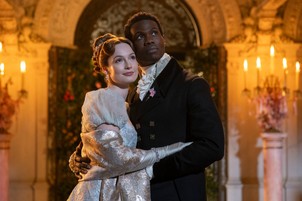 A Bridgerton 4. évadának második fele tabukat dönthetne, de inkább a megúszást választja