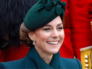 Katalin hercegné született királynőként jelent meg: gyönyörű kreációban tűnt fel Vilmos herceg oldalán