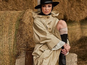 Rúzsa Magdi a magyar divatmárka arca, melyet a lovas sportok inspirálnak