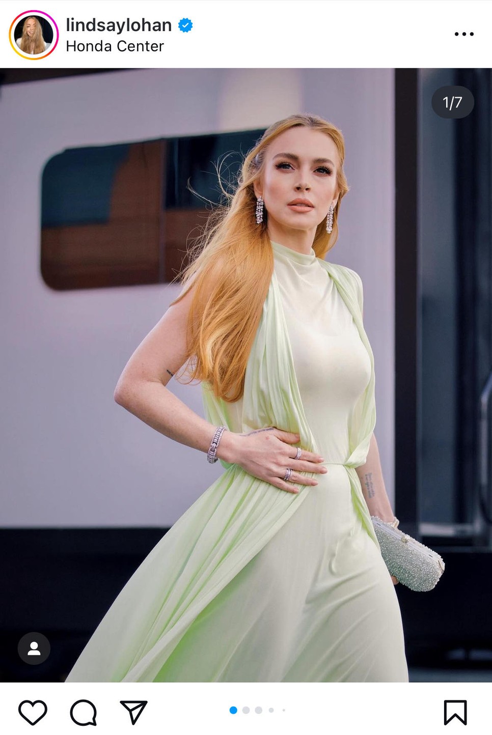 Lindsay Lohan csak úgy ragyog