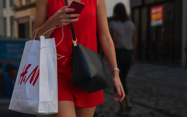 A H&M elkezdte tesztelni a ruhakölcsönzést!!!