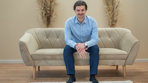 „Egy elhunyt fiú mondta az édesapjának, hogy üzenni fog neki” – Zsóri Péter látóval beszélgettünk